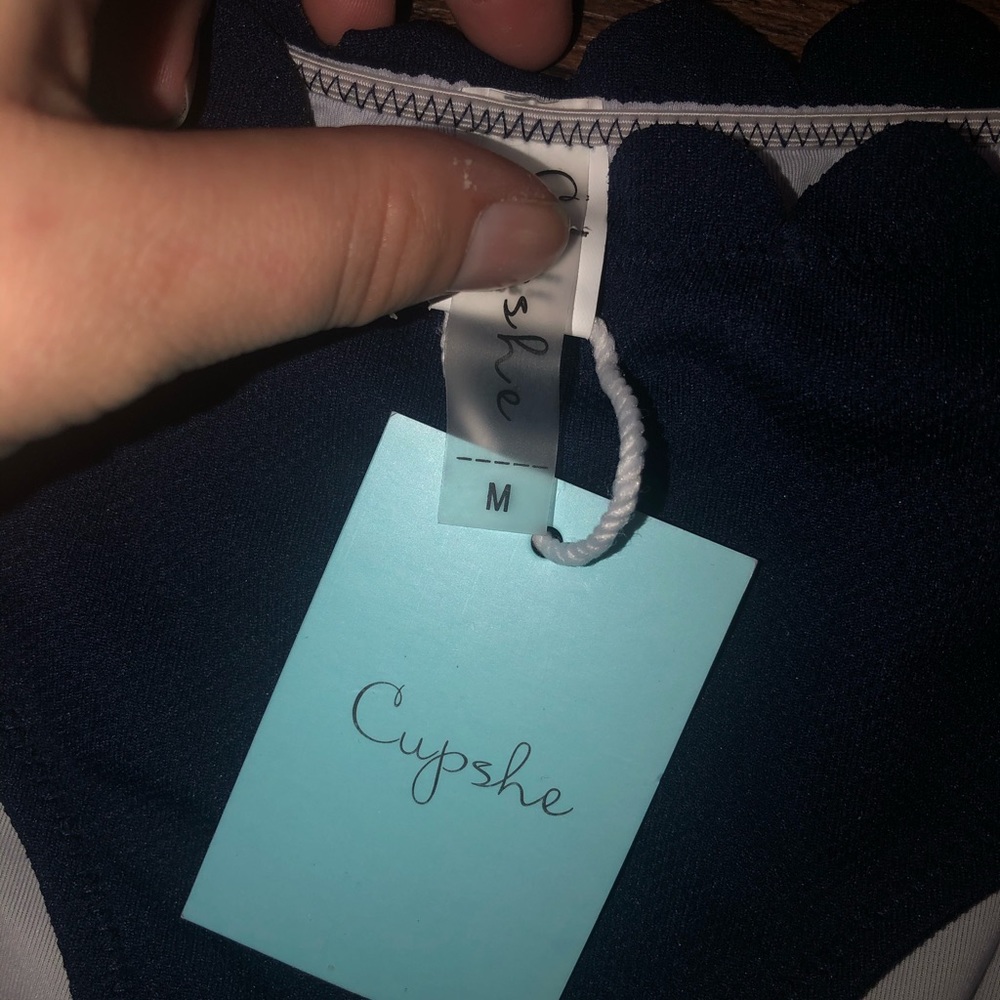 Bathing suit - Picture 2 of 2